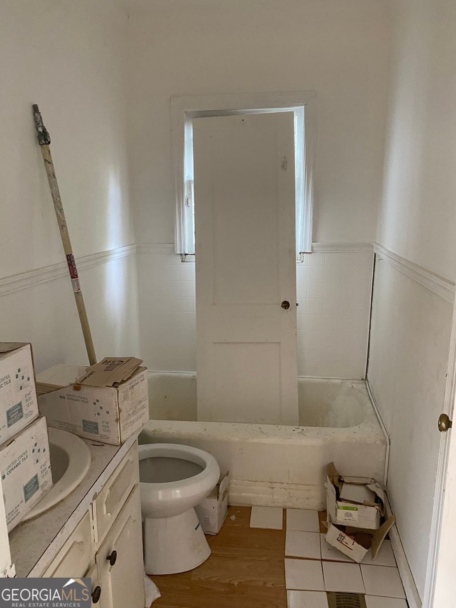 546 Hamilton E Holmes Drive Atlanta - 4