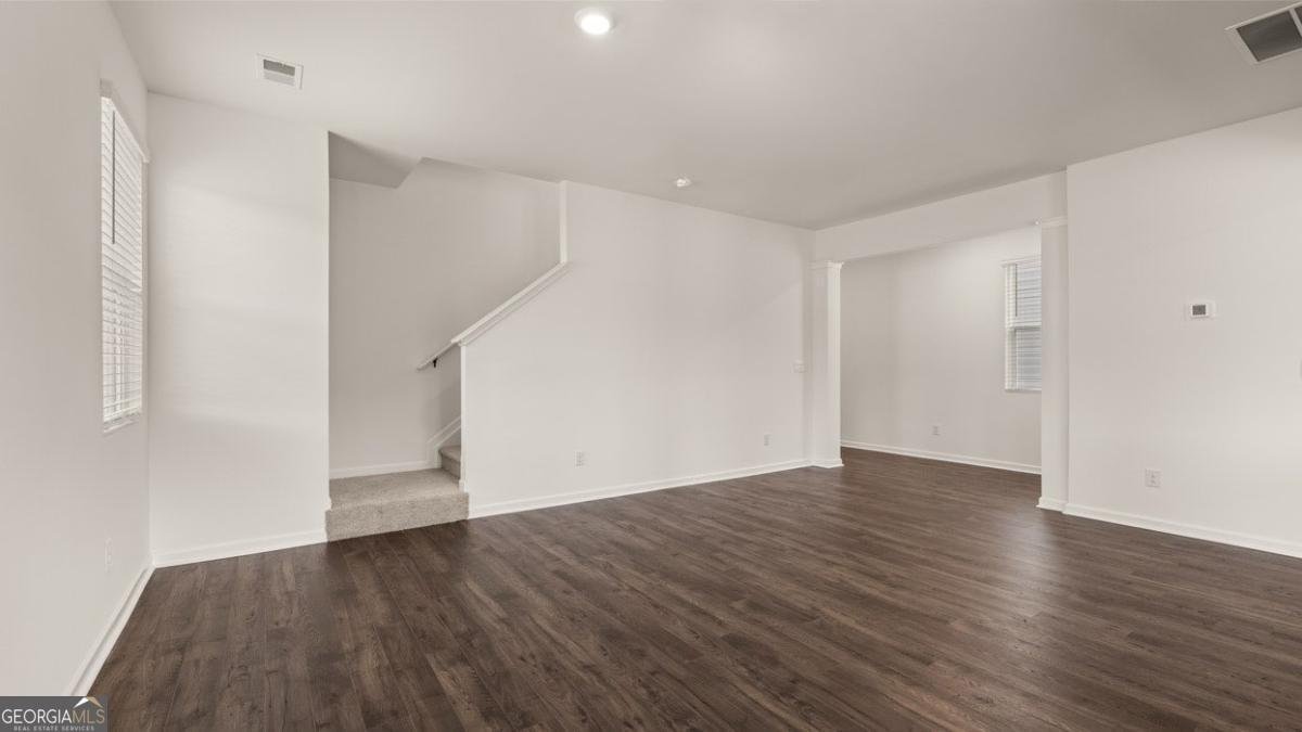 12071 Conrad Circle Hampton - 13