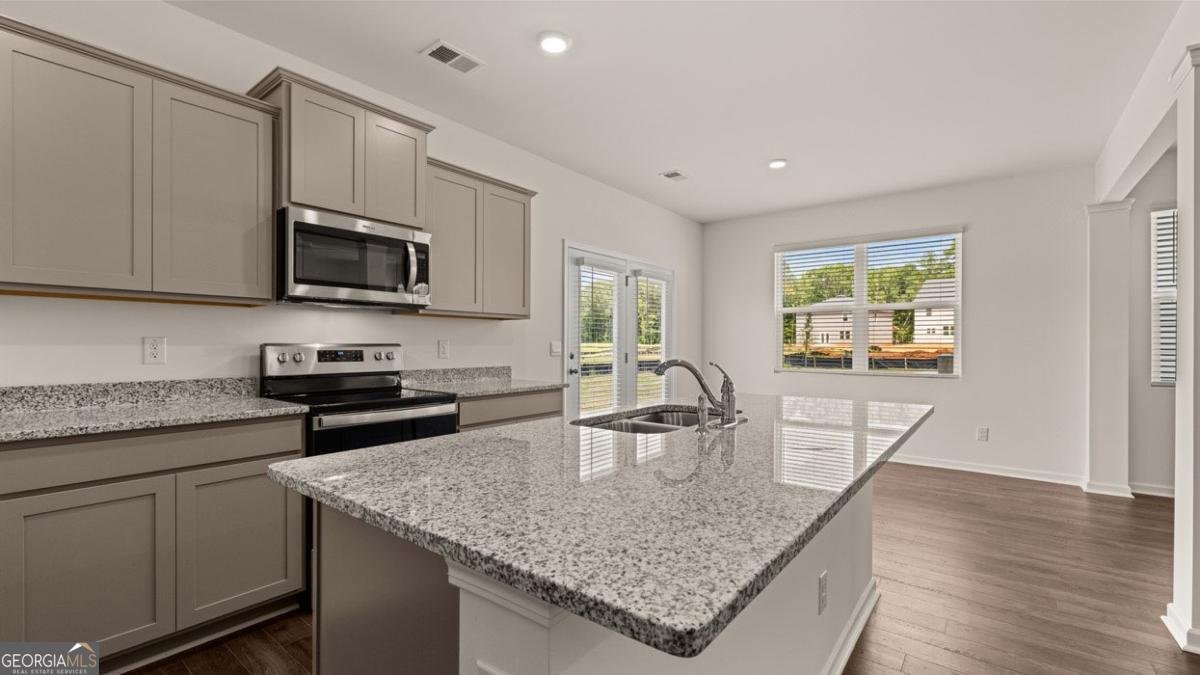 12071 Conrad Circle Hampton - 4