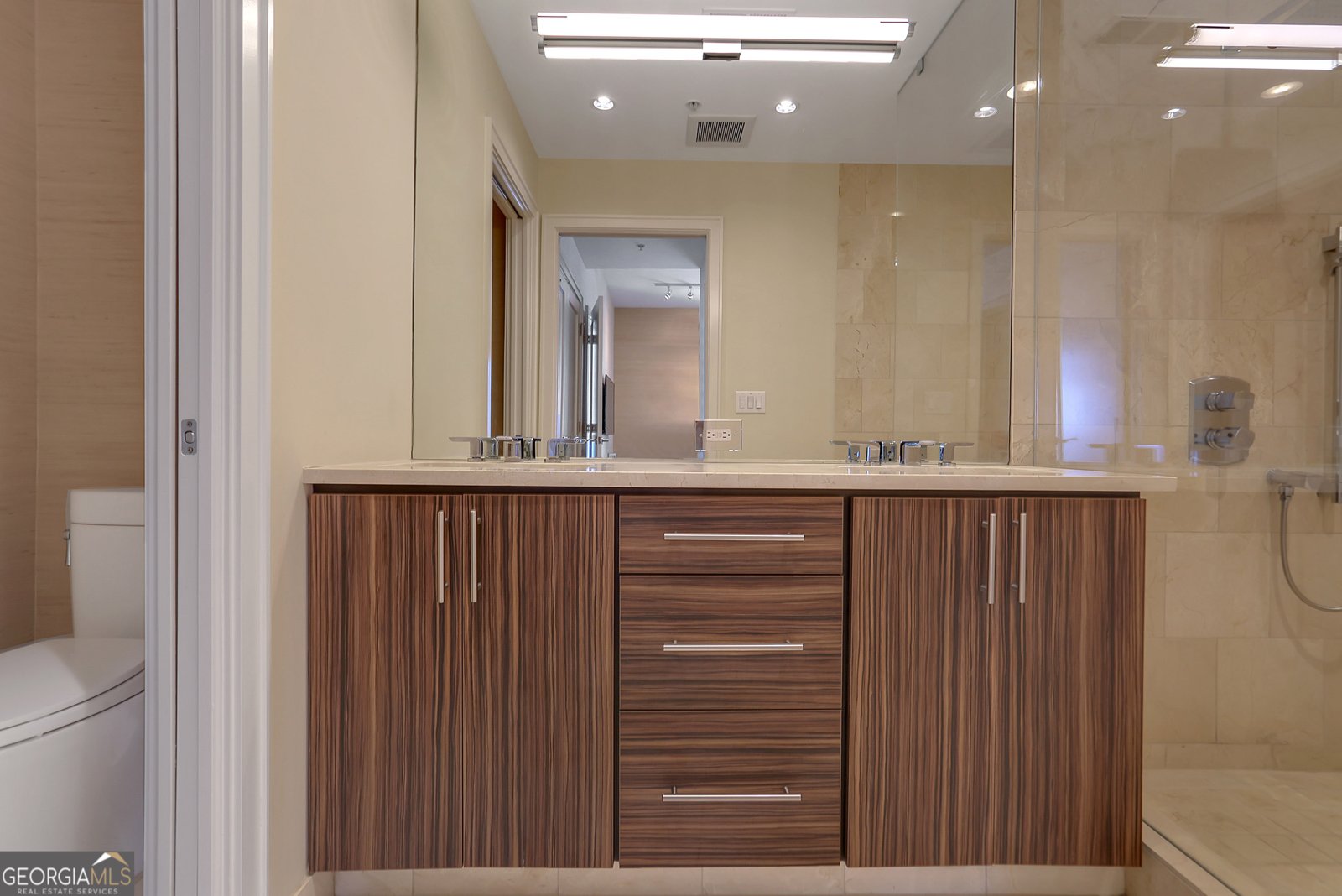 3325 Piedmont Road Atlanta - 10