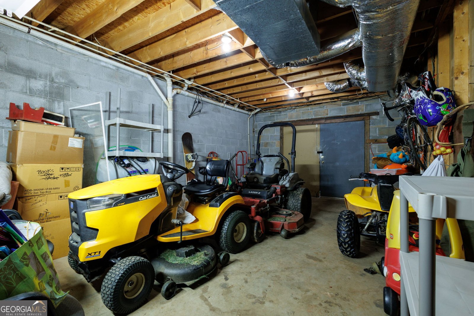 1615 East Vineyard Rd Hayesville - 45