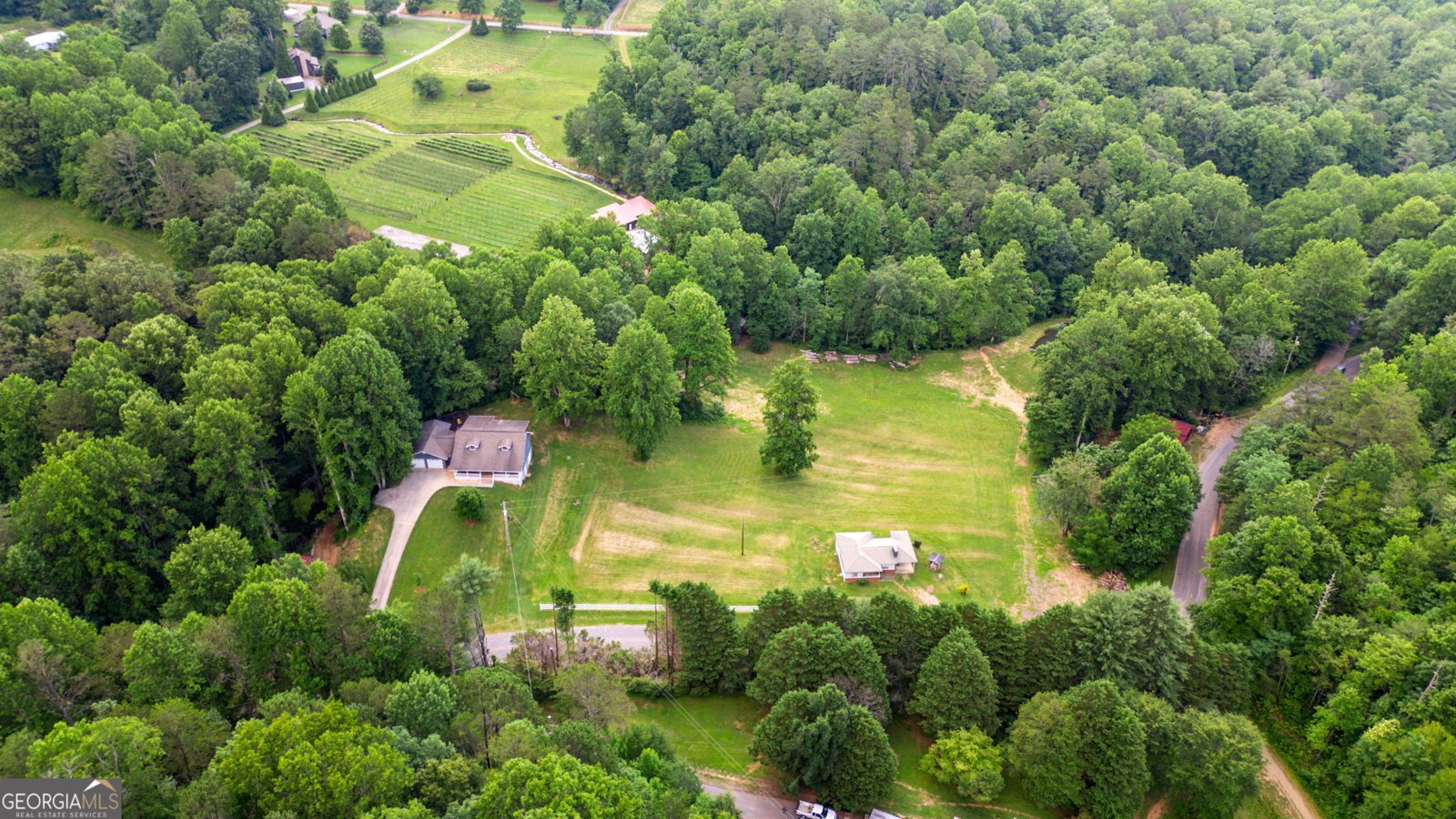 1615 East Vineyard Rd Hayesville - 72