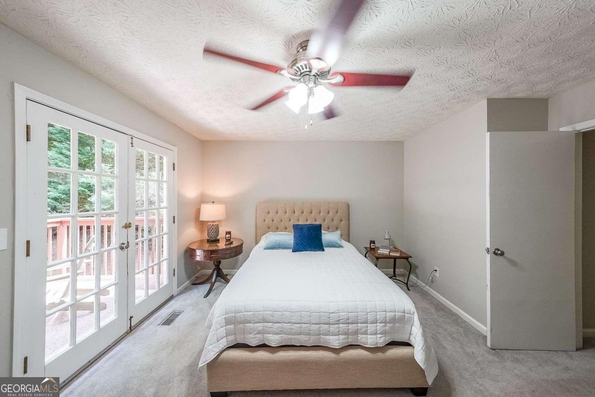 269 POWDER MILL Drive Dallas - 19