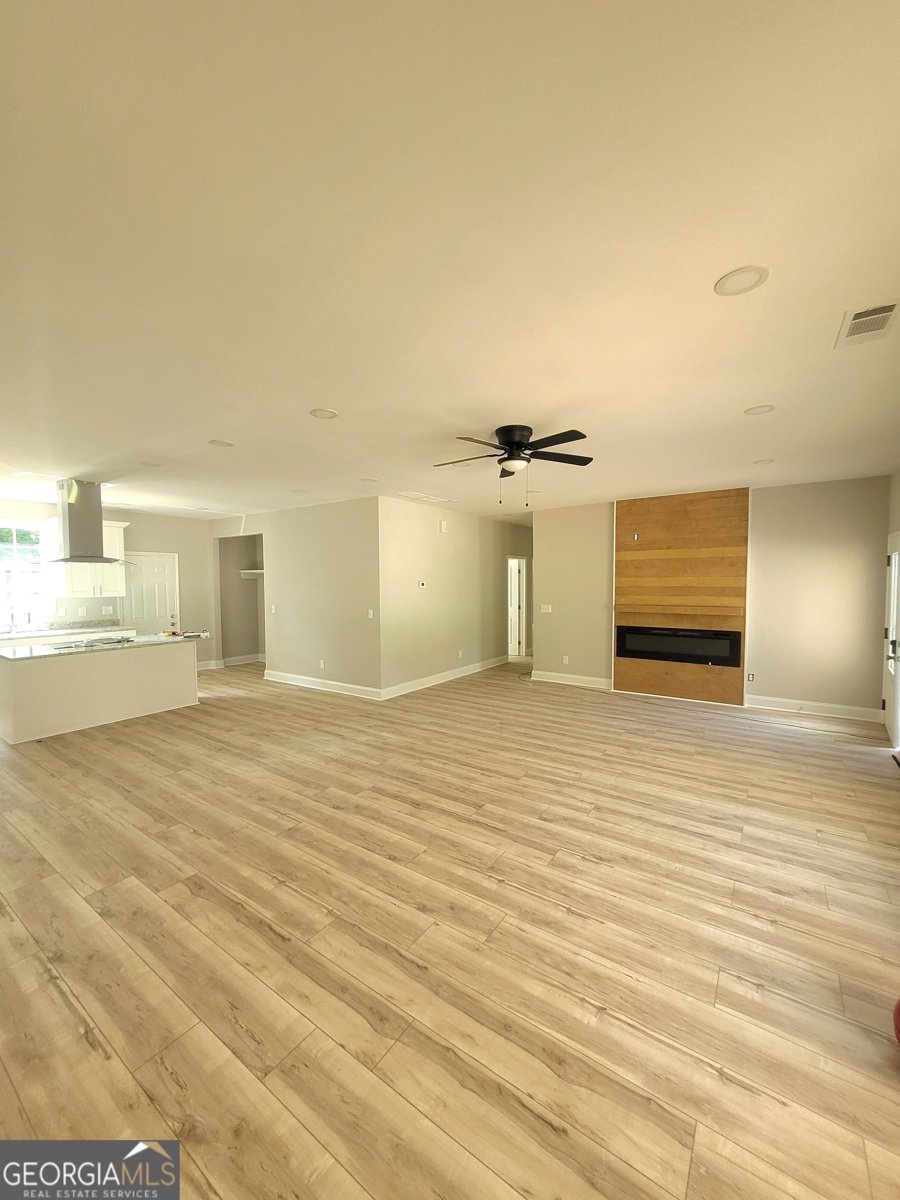 7241 GRAYSON Drive Riverdale - 4