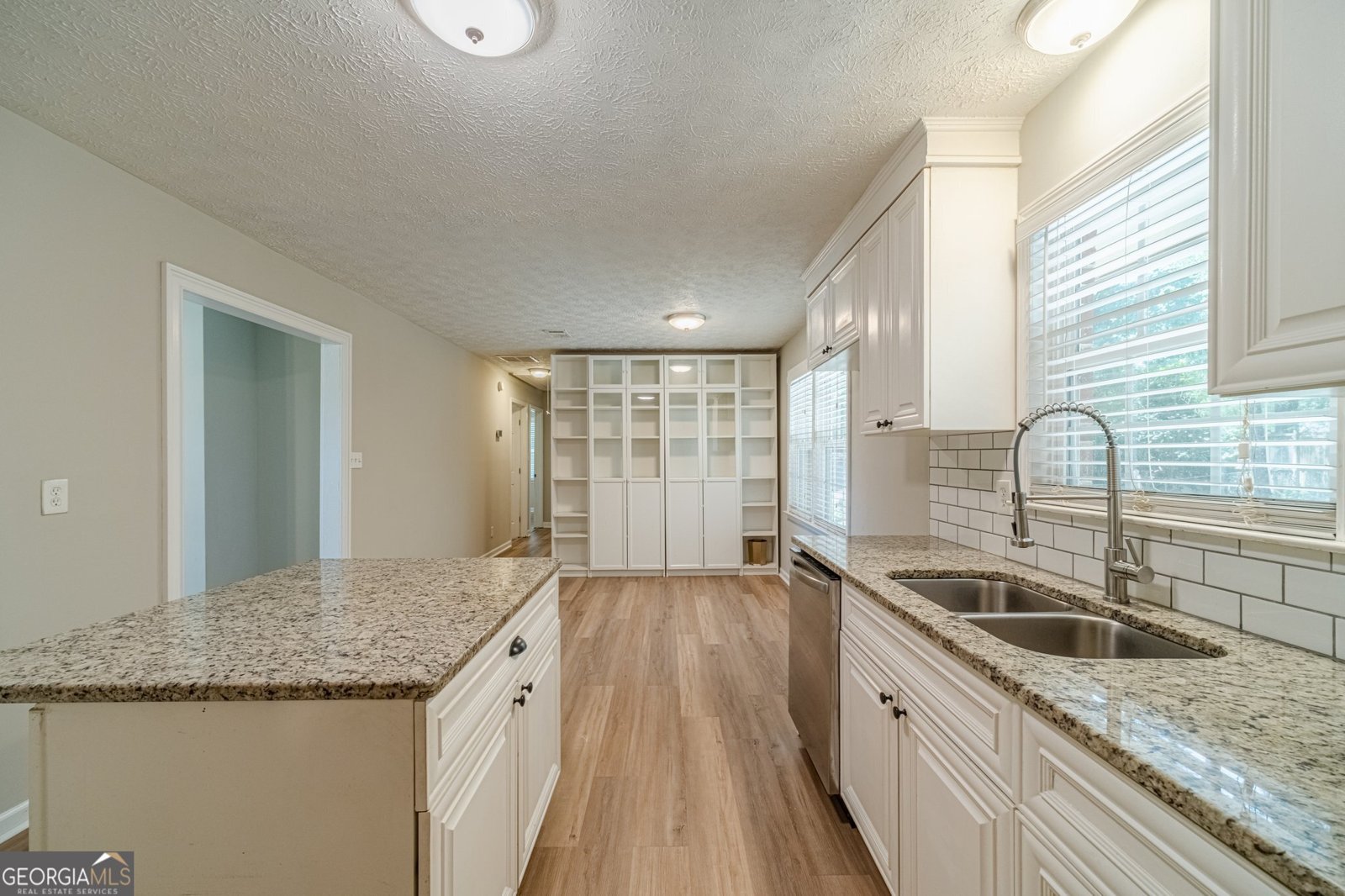 140 Wright Street Winder - 12