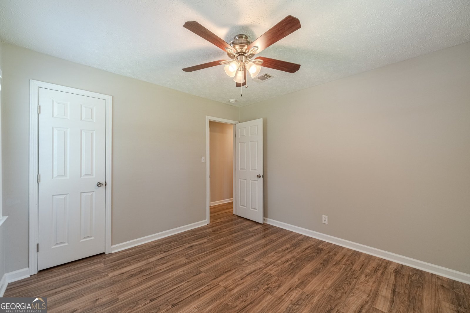 140 Wright Street Winder - 16