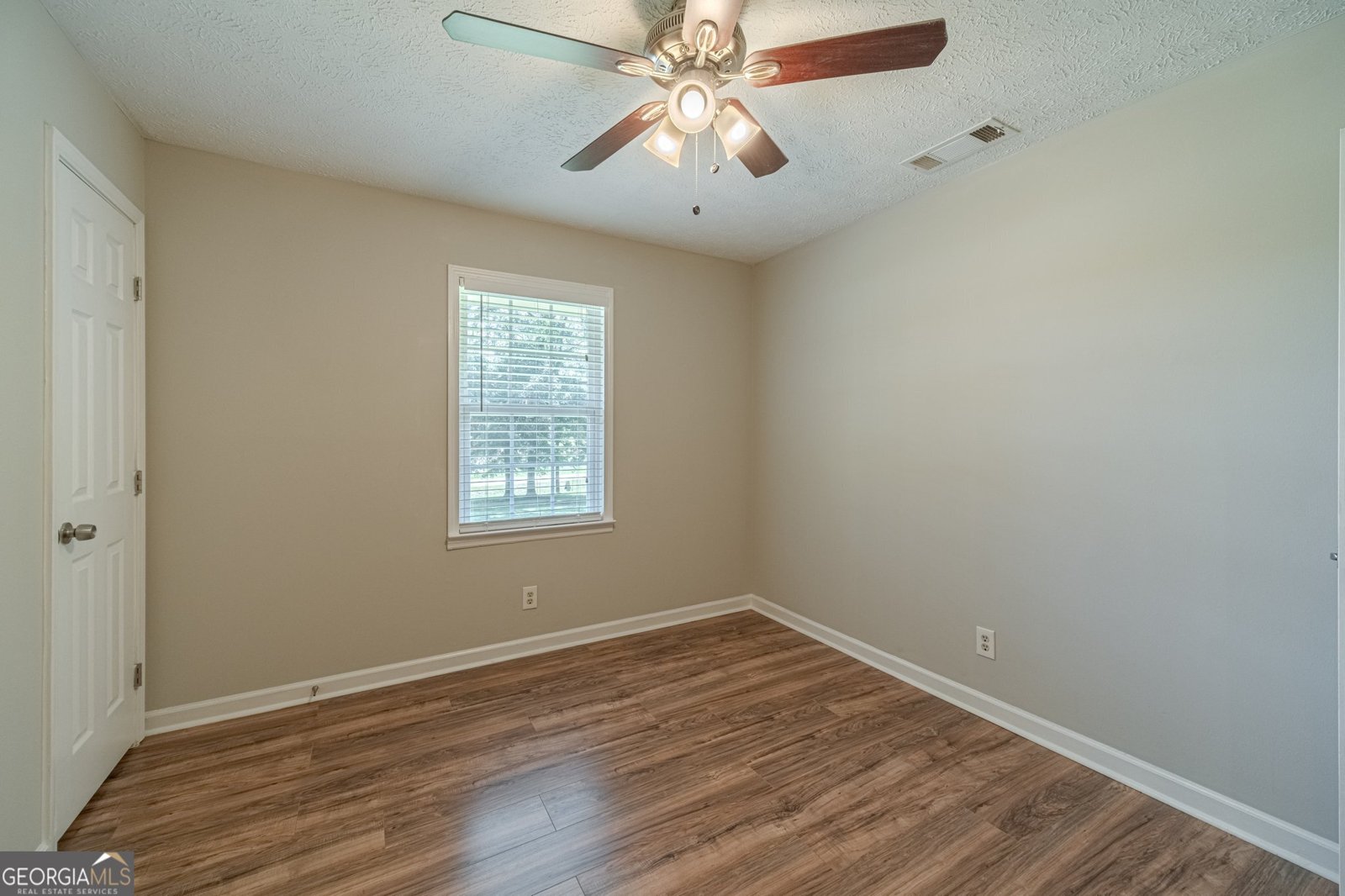 140 Wright Street Winder - 22