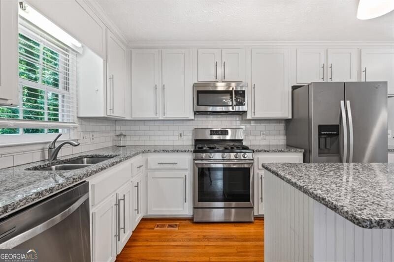 1131 Hershey Drive Marietta - 11