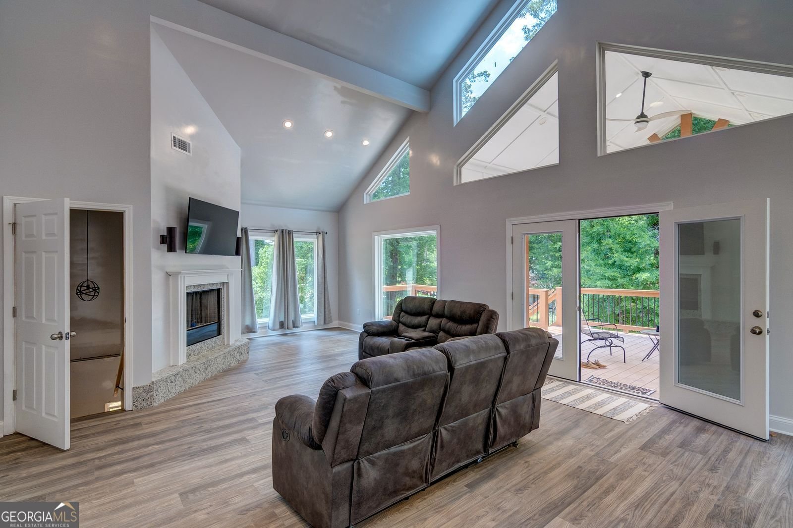 1010 Lakeland Drive Toccoa - 20