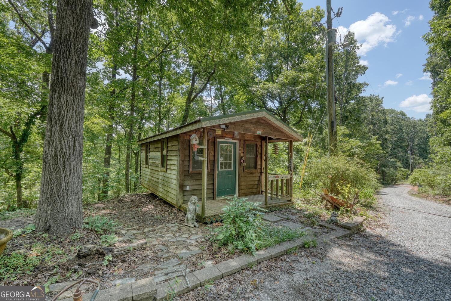 157 Deavours Lane Cleveland - 32