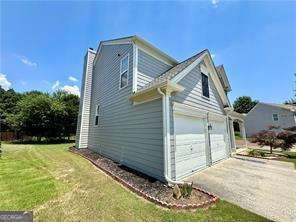 8965 Friarbridge Drive Suwanee - 27