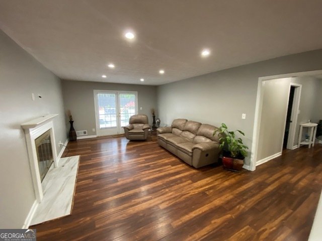 284 Regal Drive Lawrenceville - 33