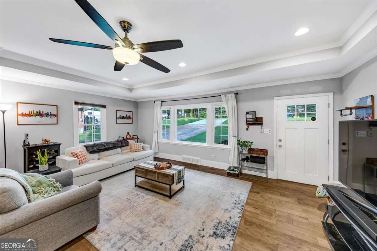 2123 Garden Circle Decatur - 4