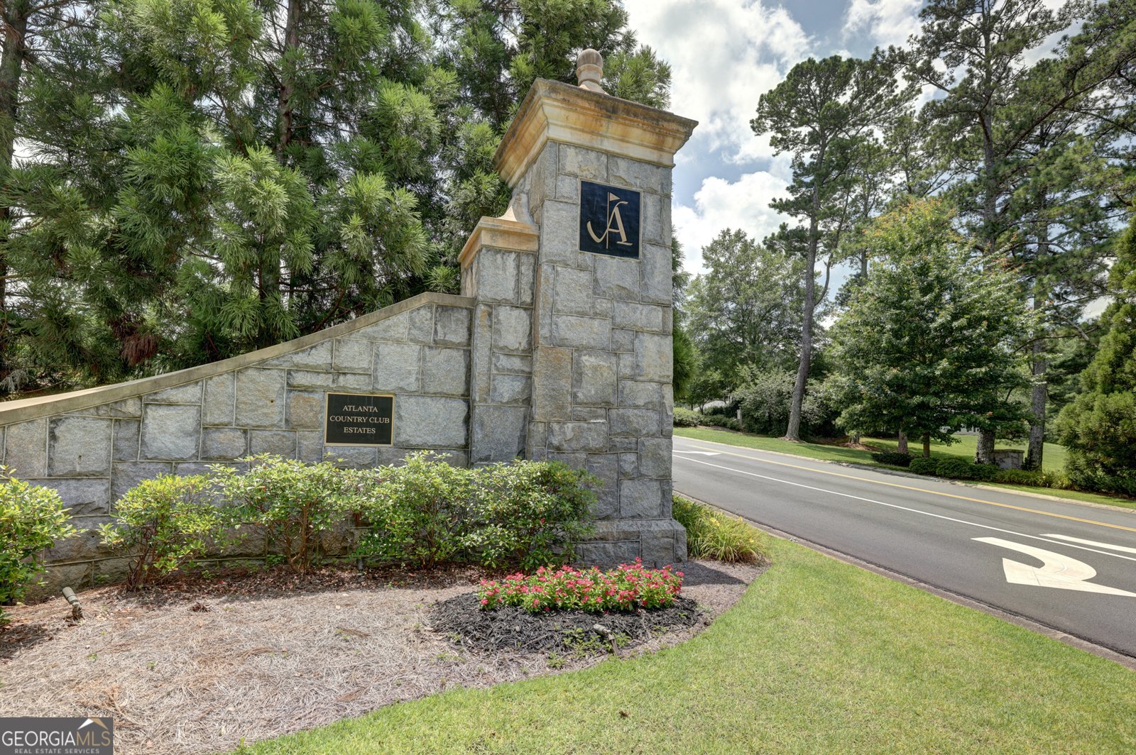 562 Pine Valley Road Marietta - 24