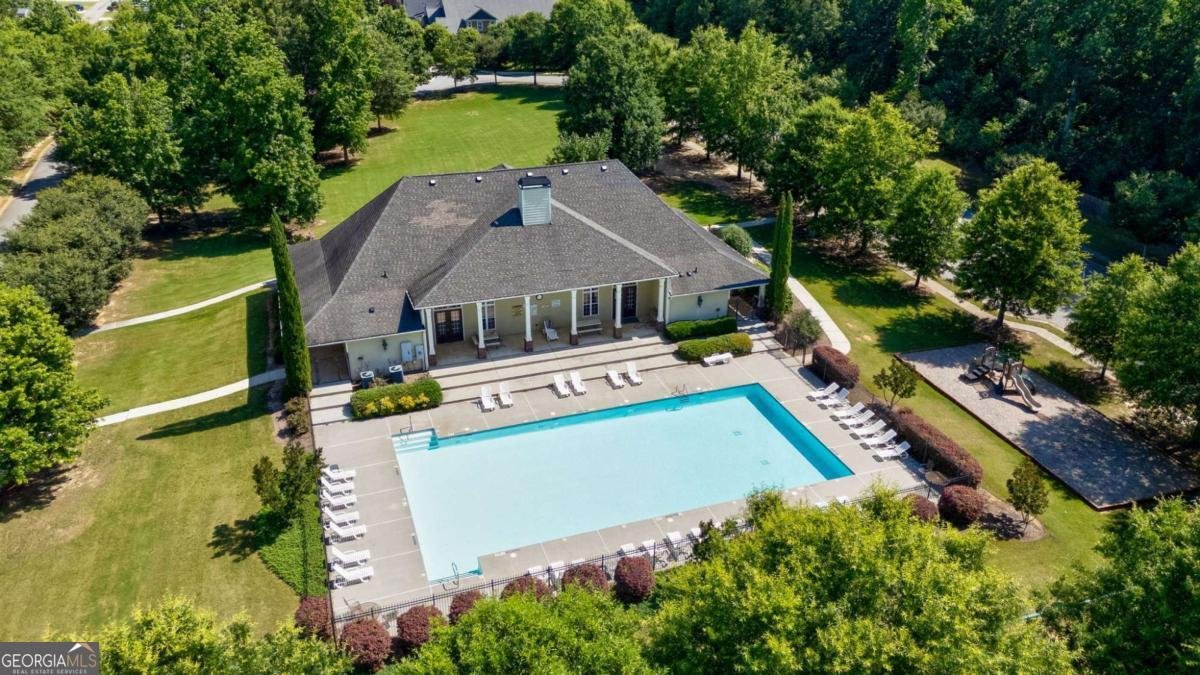 1640 Madison Court Bogart - 11