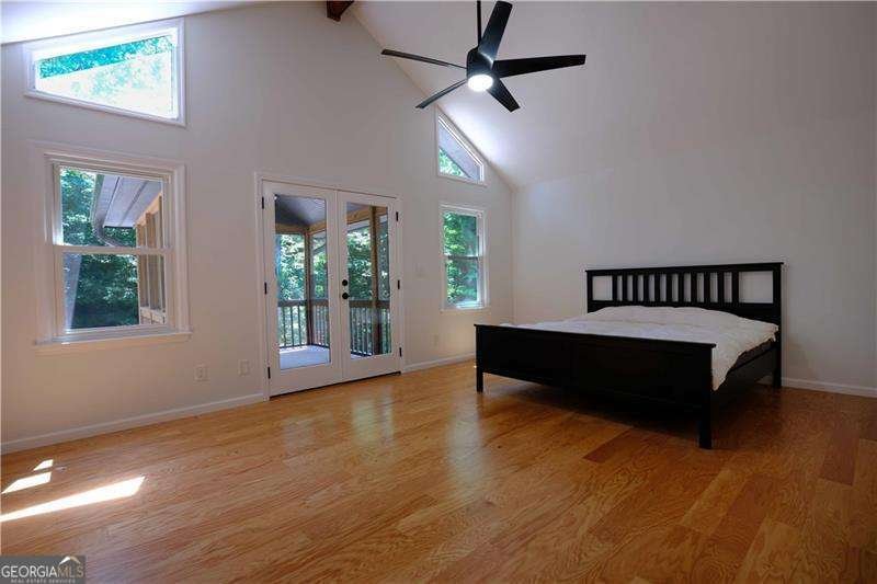 260 LAKEMONT Drive Roswell - 31