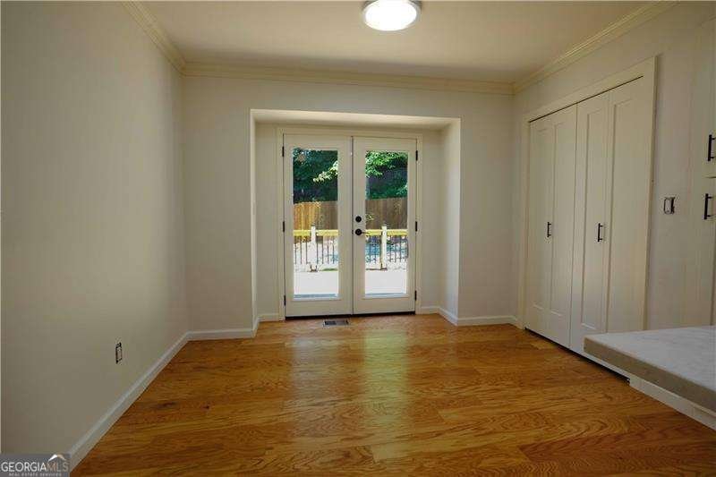 260 LAKEMONT Drive Roswell - 41