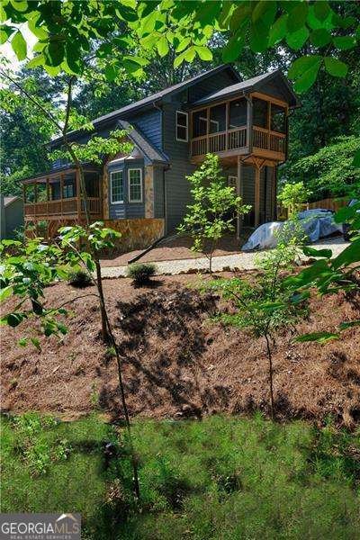 260 LAKEMONT Drive Roswell - 44
