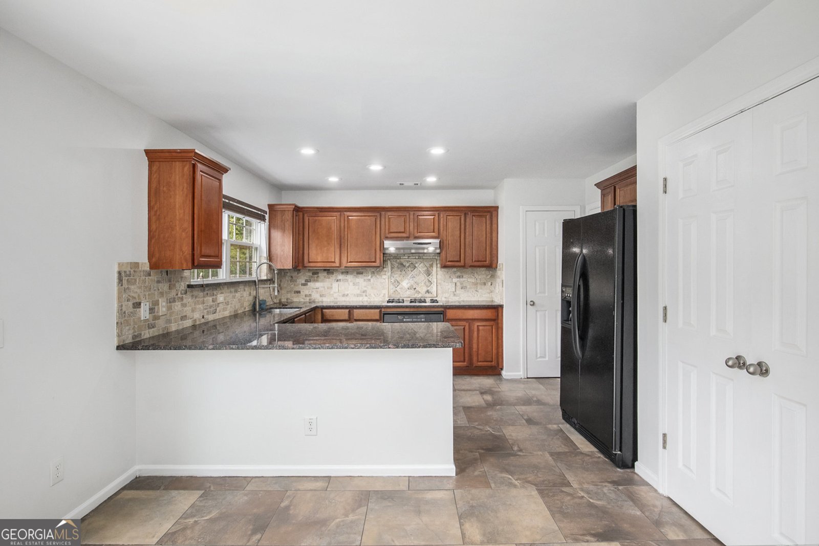 926 Hawthorn Lane Grayson - 7