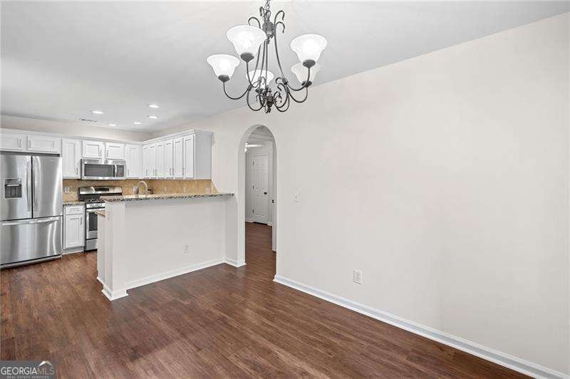172 Stoneforest Drive Woodstock - 10