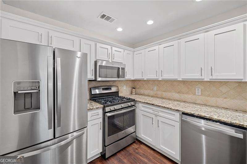 172 Stoneforest Drive Woodstock - 11