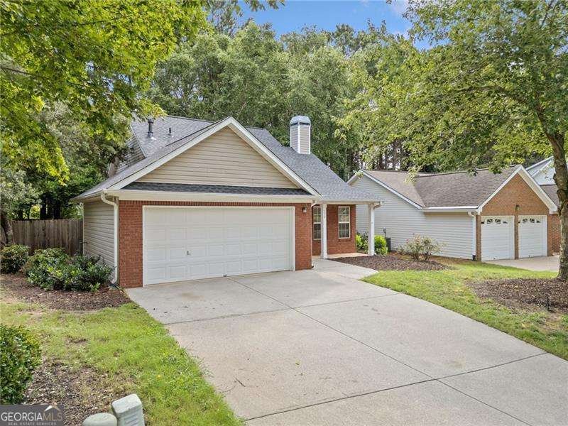 172 Stoneforest Drive Woodstock - 3