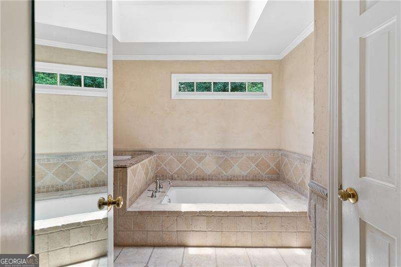 4211 Schooner Court Roswell - 24