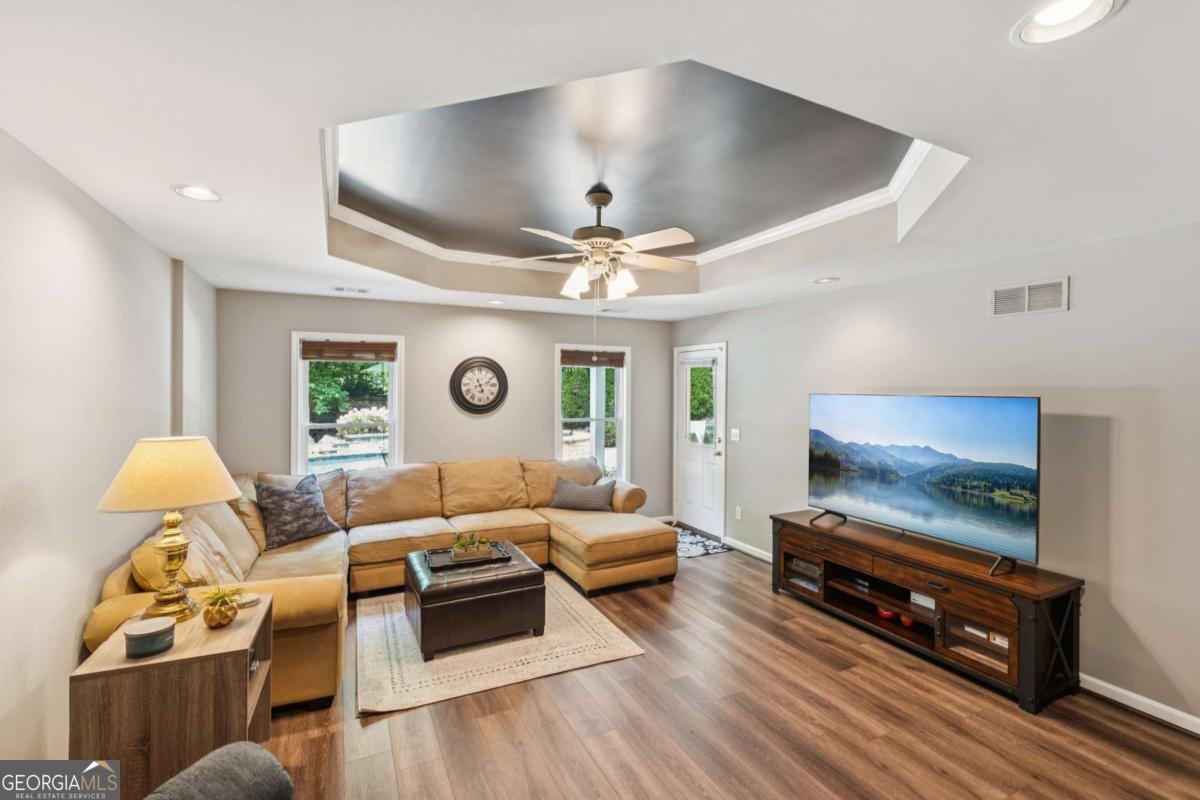 1031 Lansmoore Way Suwanee - 34