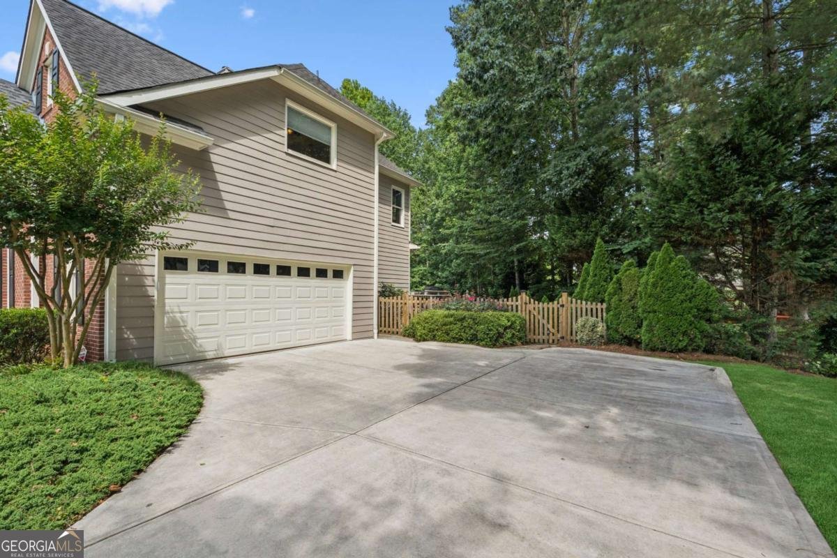 1031 Lansmoore Way Suwanee - 53