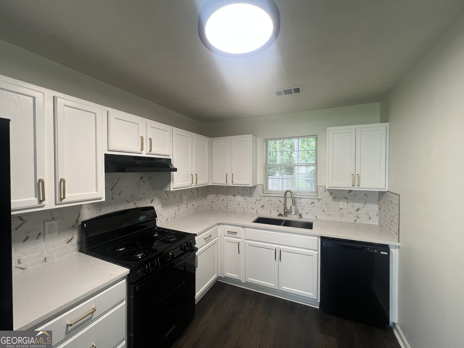 131 Turning Point Stockbridge - 10