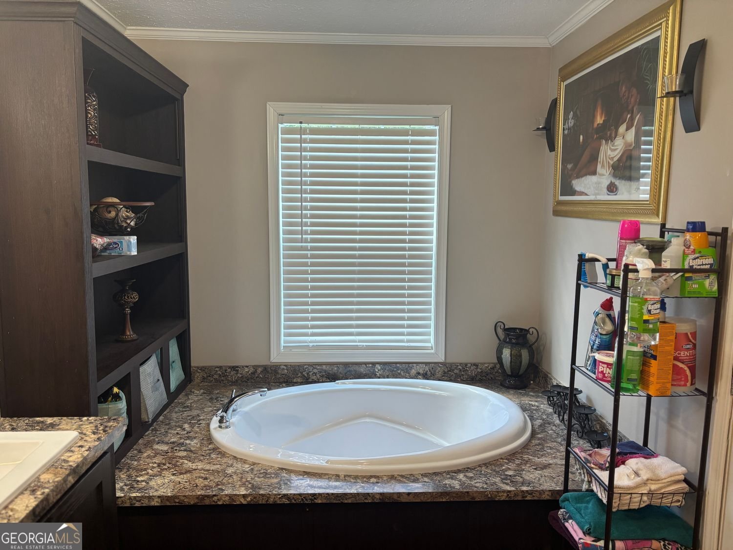 390 Malibu Drive Fayetteville - 18