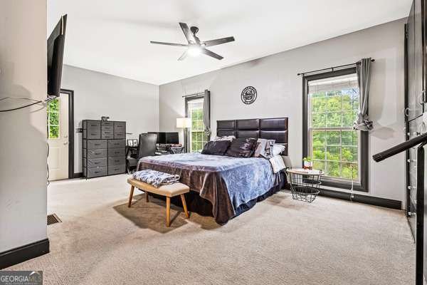 245 Cook Street Alto - 18