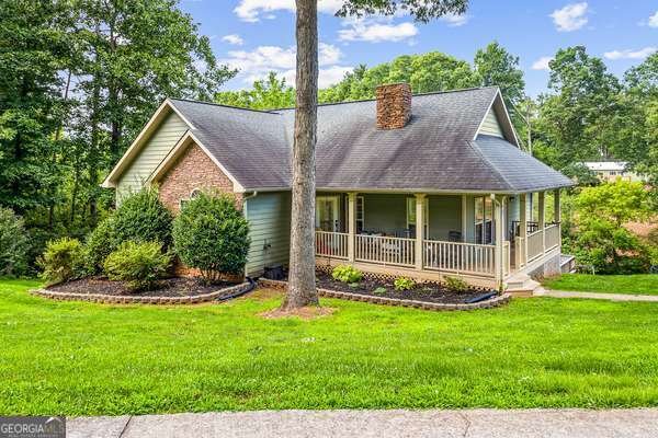 245 Cook Street Alto - 2