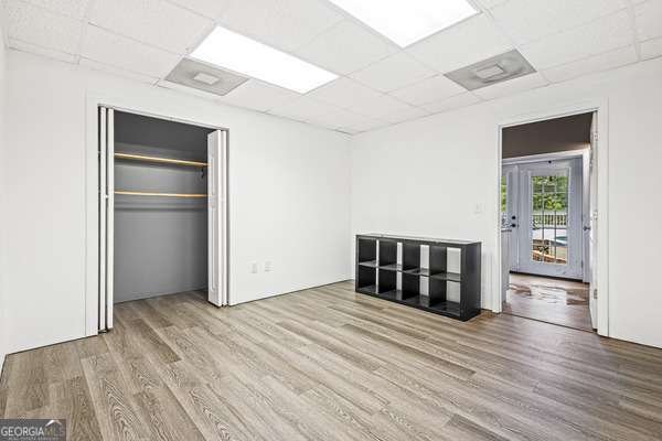 245 Cook Street Alto - 27