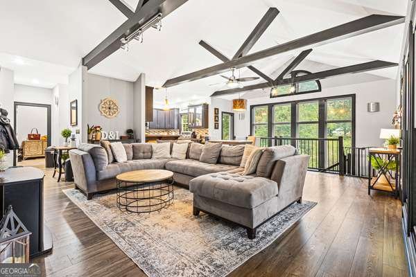 245 Cook Street Alto - 4