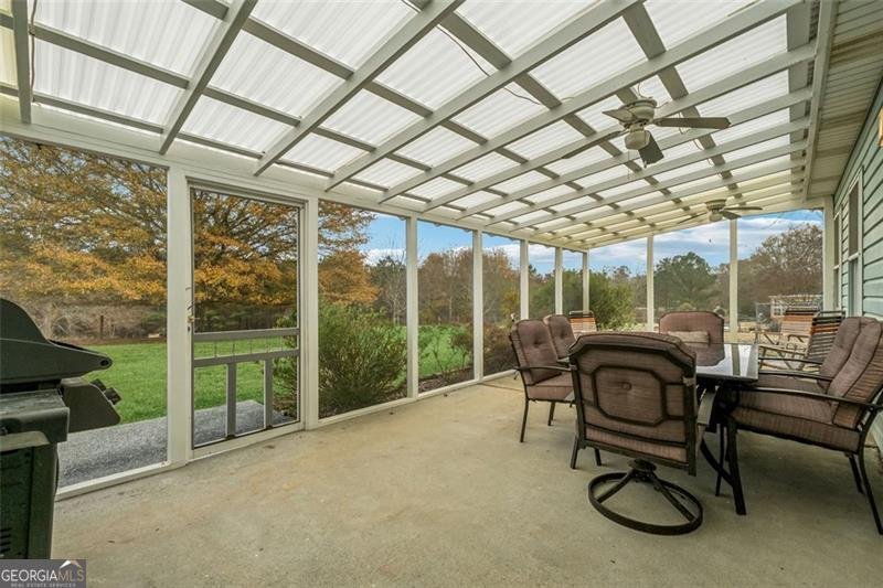 3825 GREEN Avenue Loganville - 6