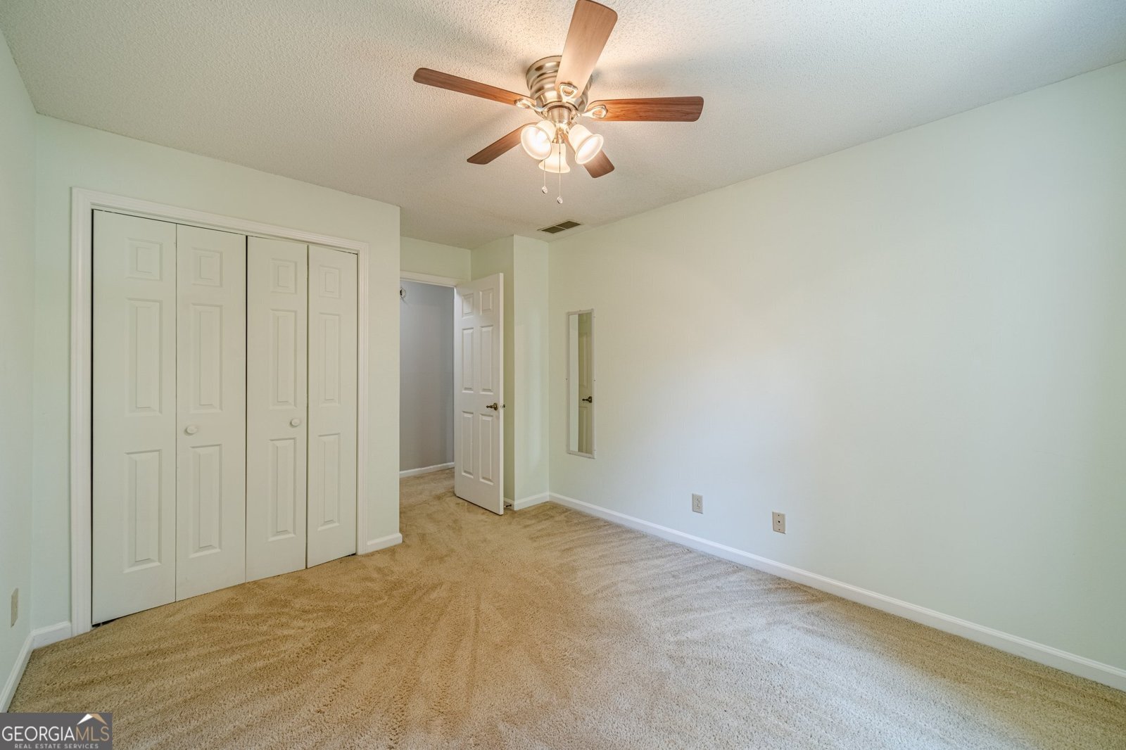 4989 WOODFALL Drive Lilburn - 2