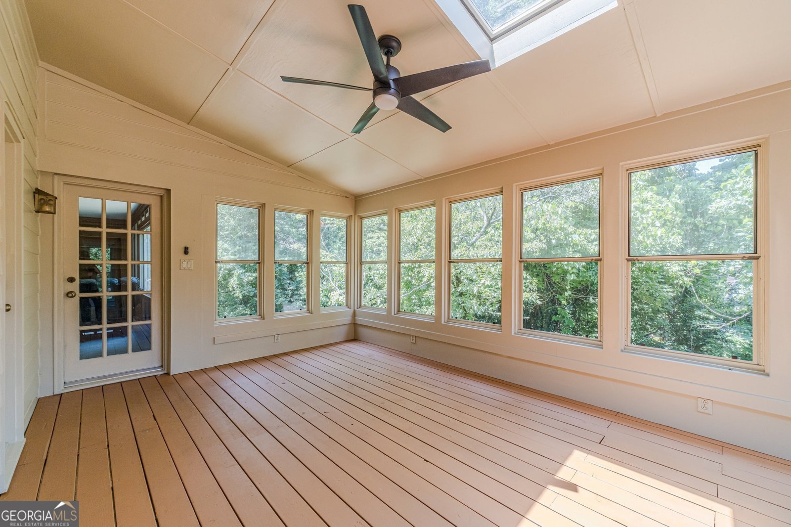 4989 WOODFALL Drive Lilburn - 29