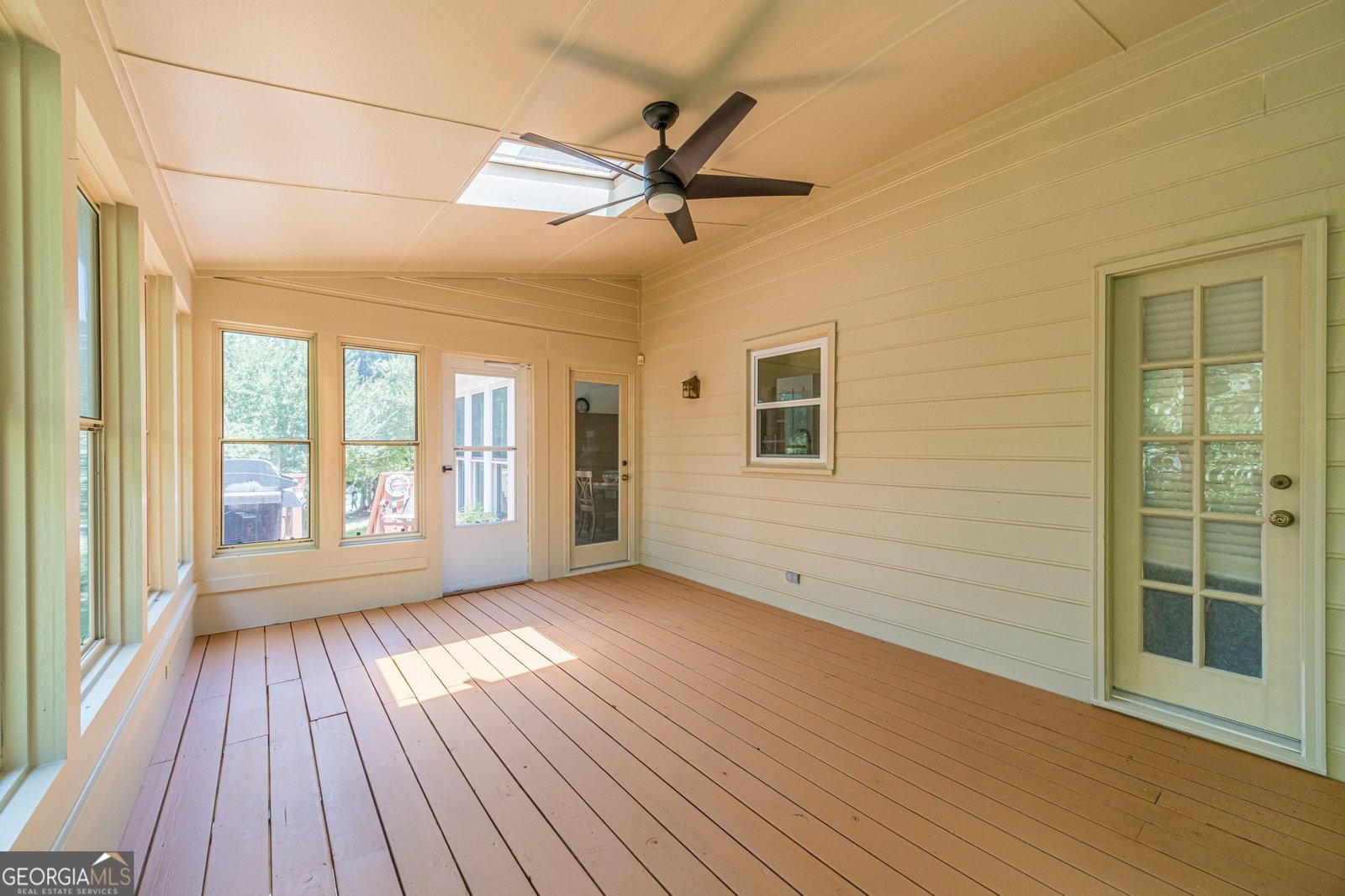 4989 WOODFALL Drive Lilburn - 30