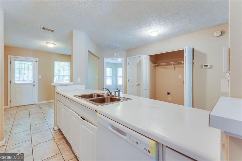 179 GLYNN ADDY Drive Stockbridge - 9