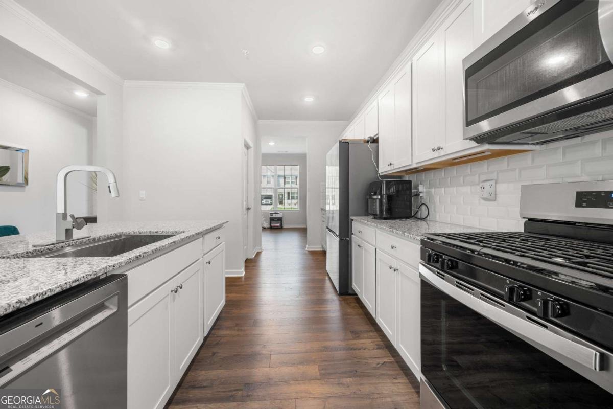 865 Athena Bend Fairburn - 10