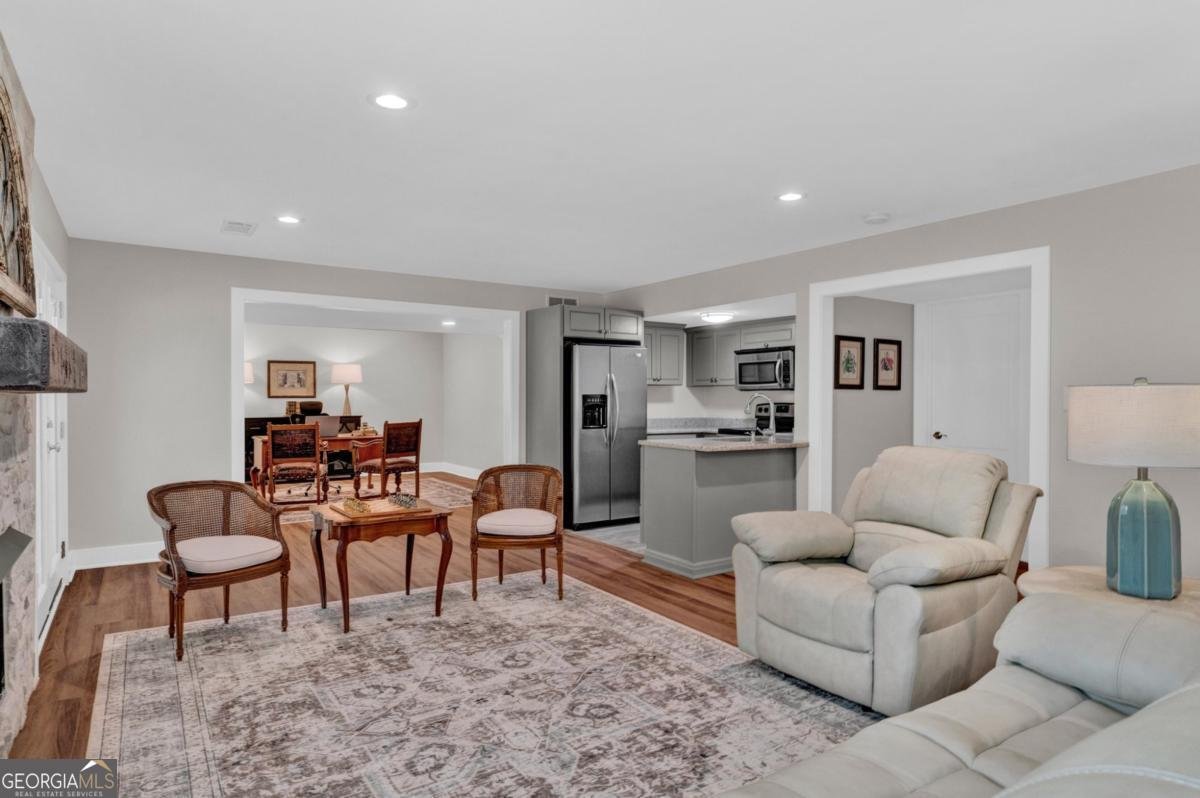 230 Thistlewood Lane Roswell - 34