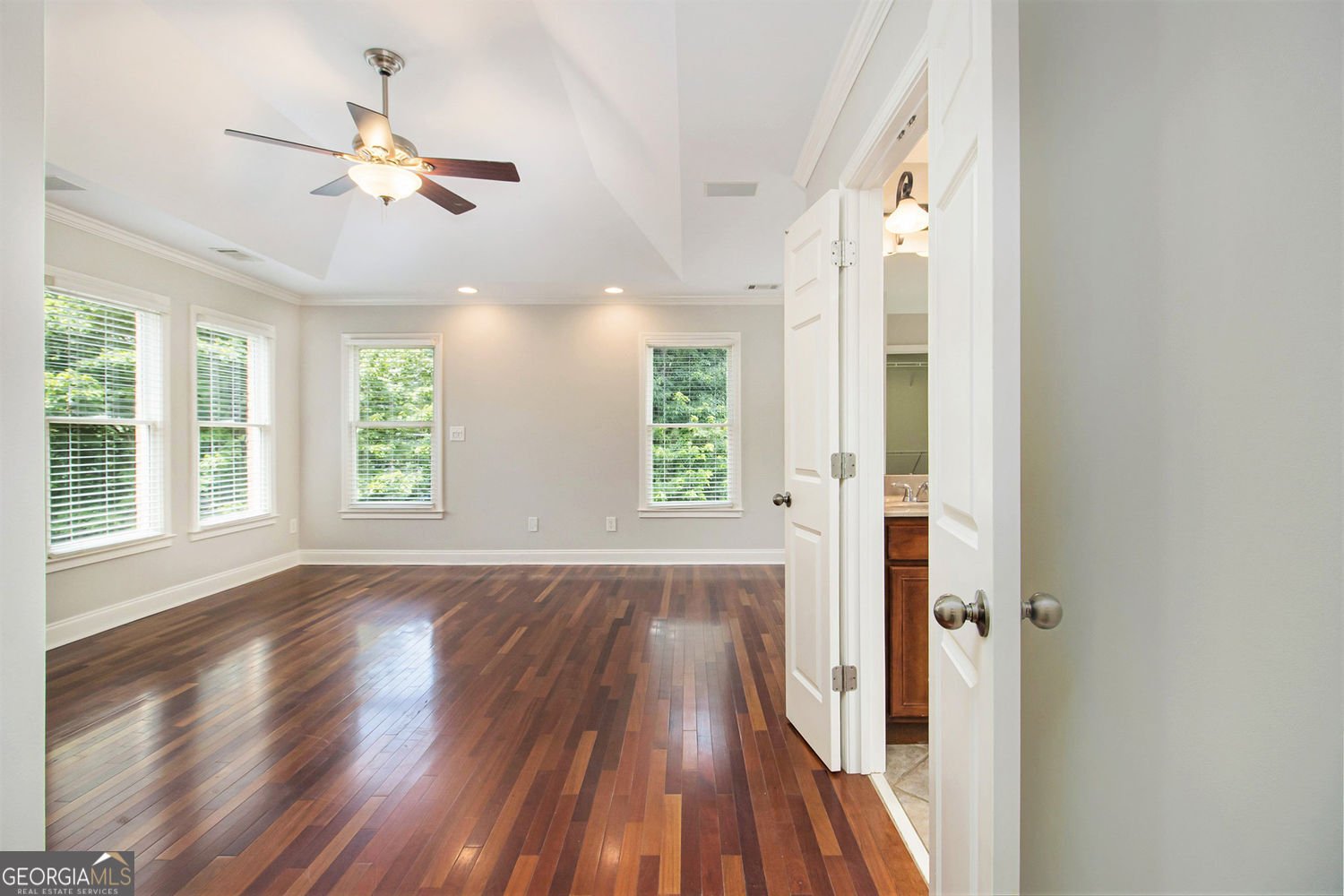 5575 Julian Place Atlanta - 24