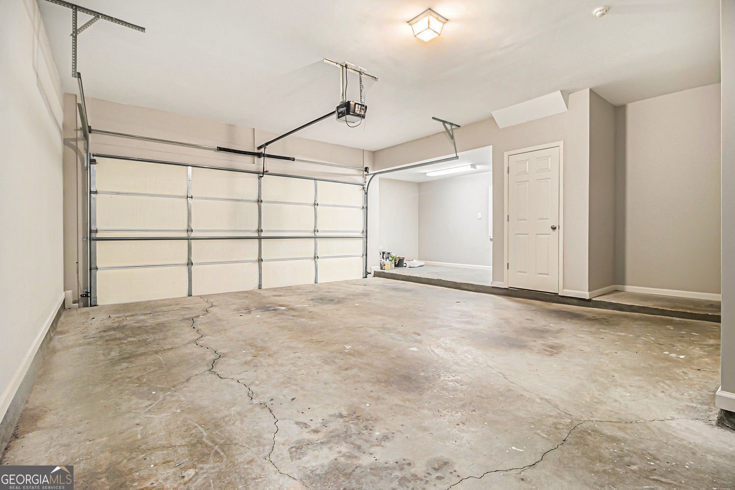 5575 Julian Place Atlanta - 43