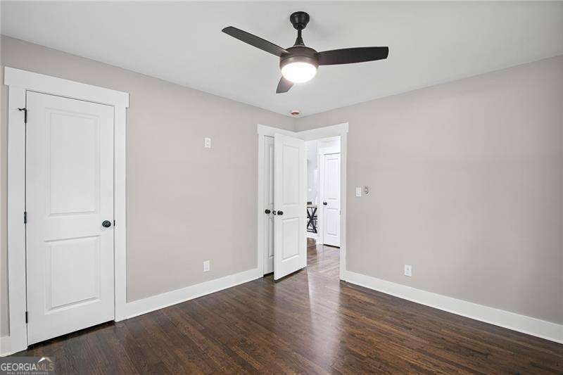 942 McLinden Avenue Smyrna - 16