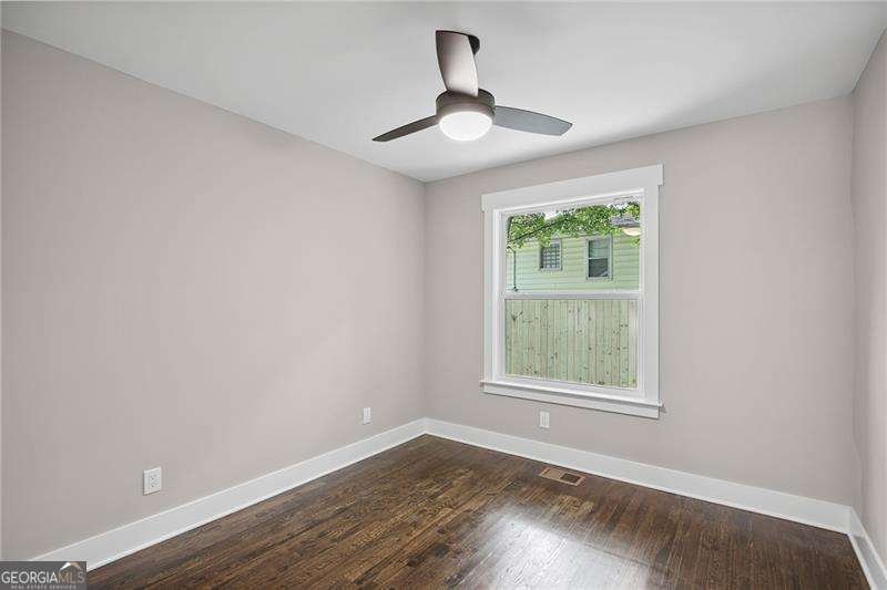 942 McLinden Avenue Smyrna - 19