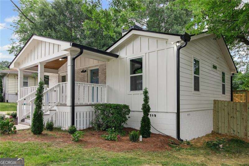 942 McLinden Avenue Smyrna - 24