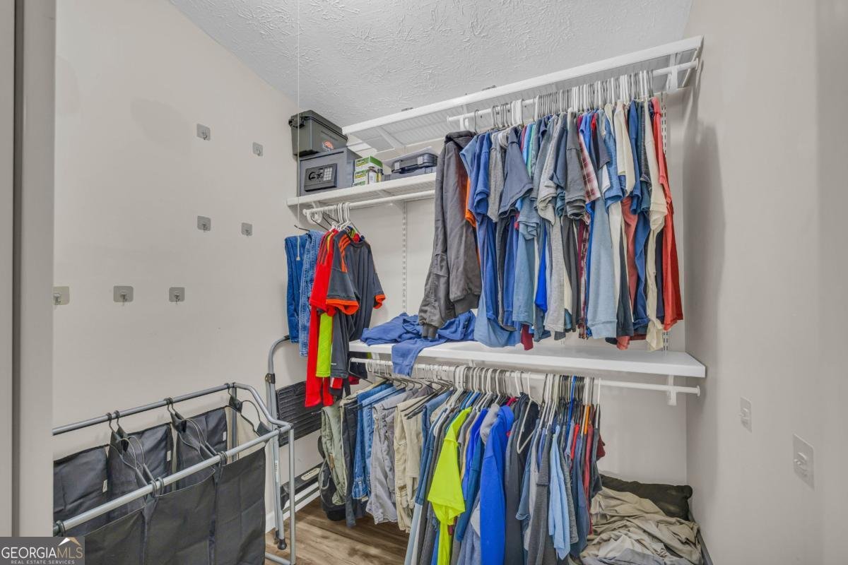 5711 Hill View Drive Oxford - 2