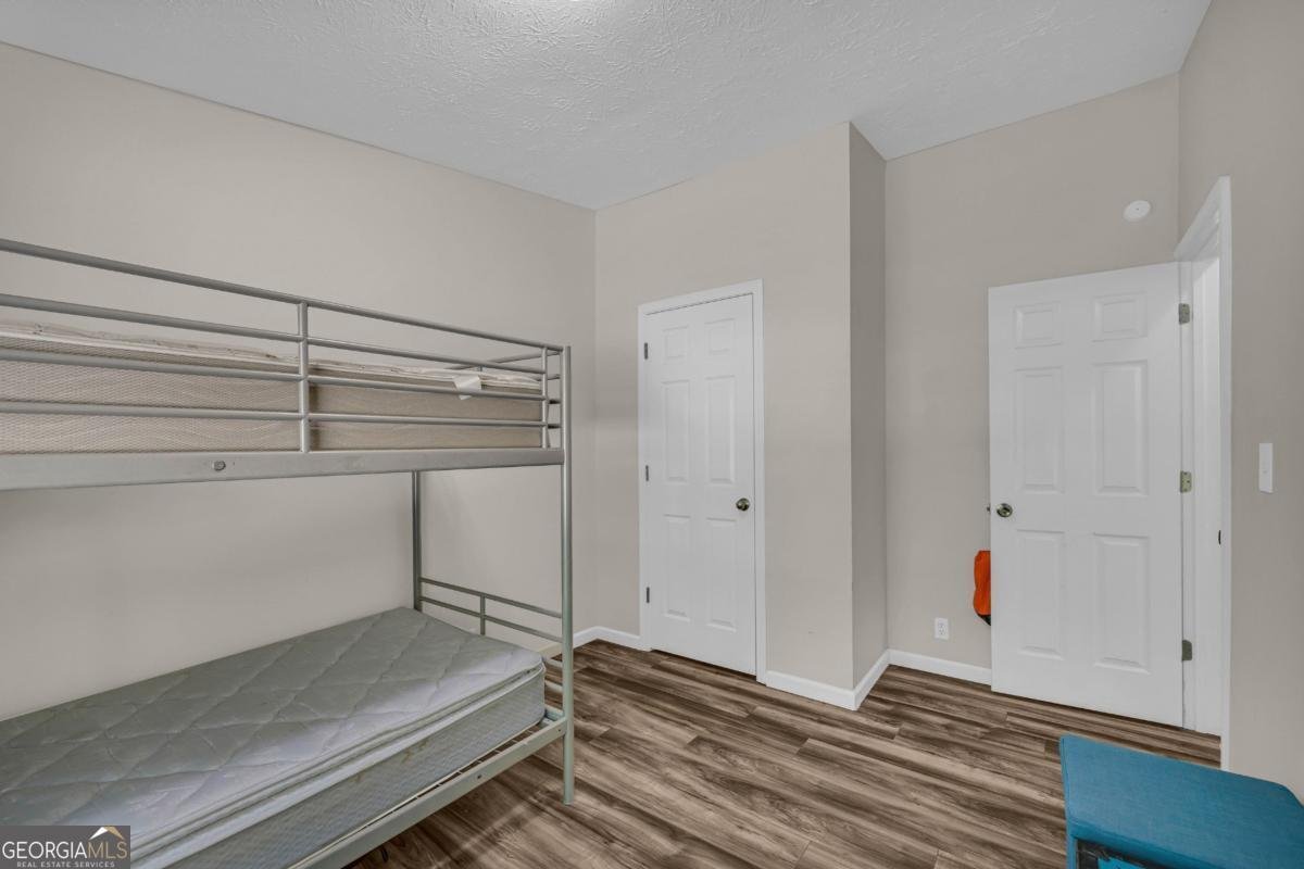 5711 Hill View Drive Oxford - 24