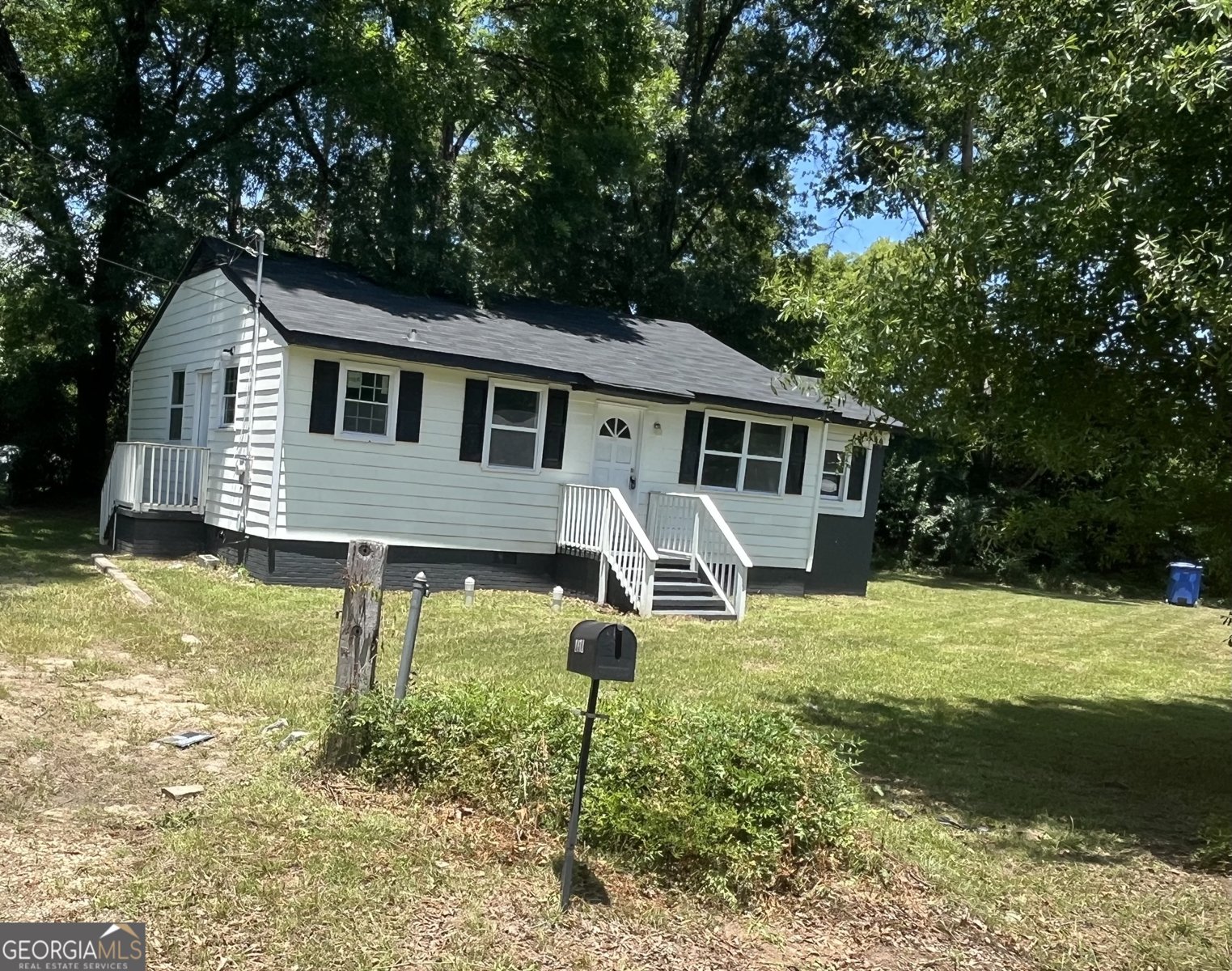 2223 Bruce Avenue Columbus - 1
